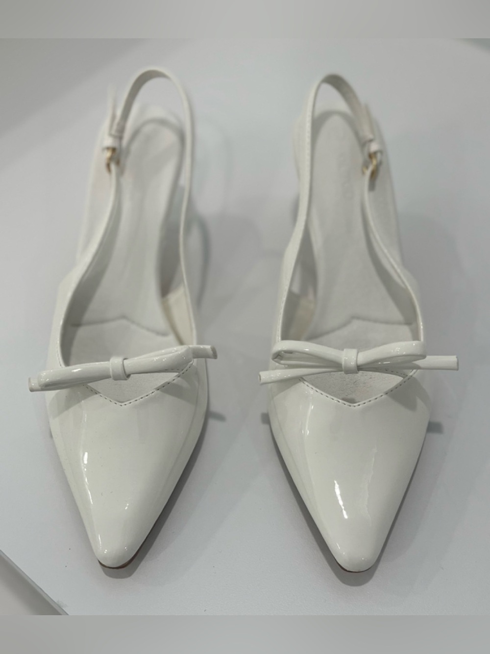 COUTGO Women's White Bow Slingback Low Kitten Heels, Size 9